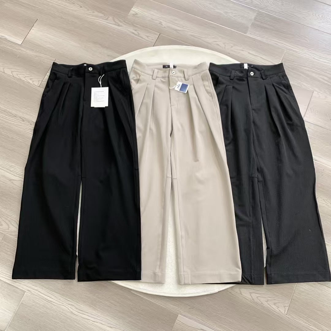 Pleated wide leg trouser side view | ZIRR