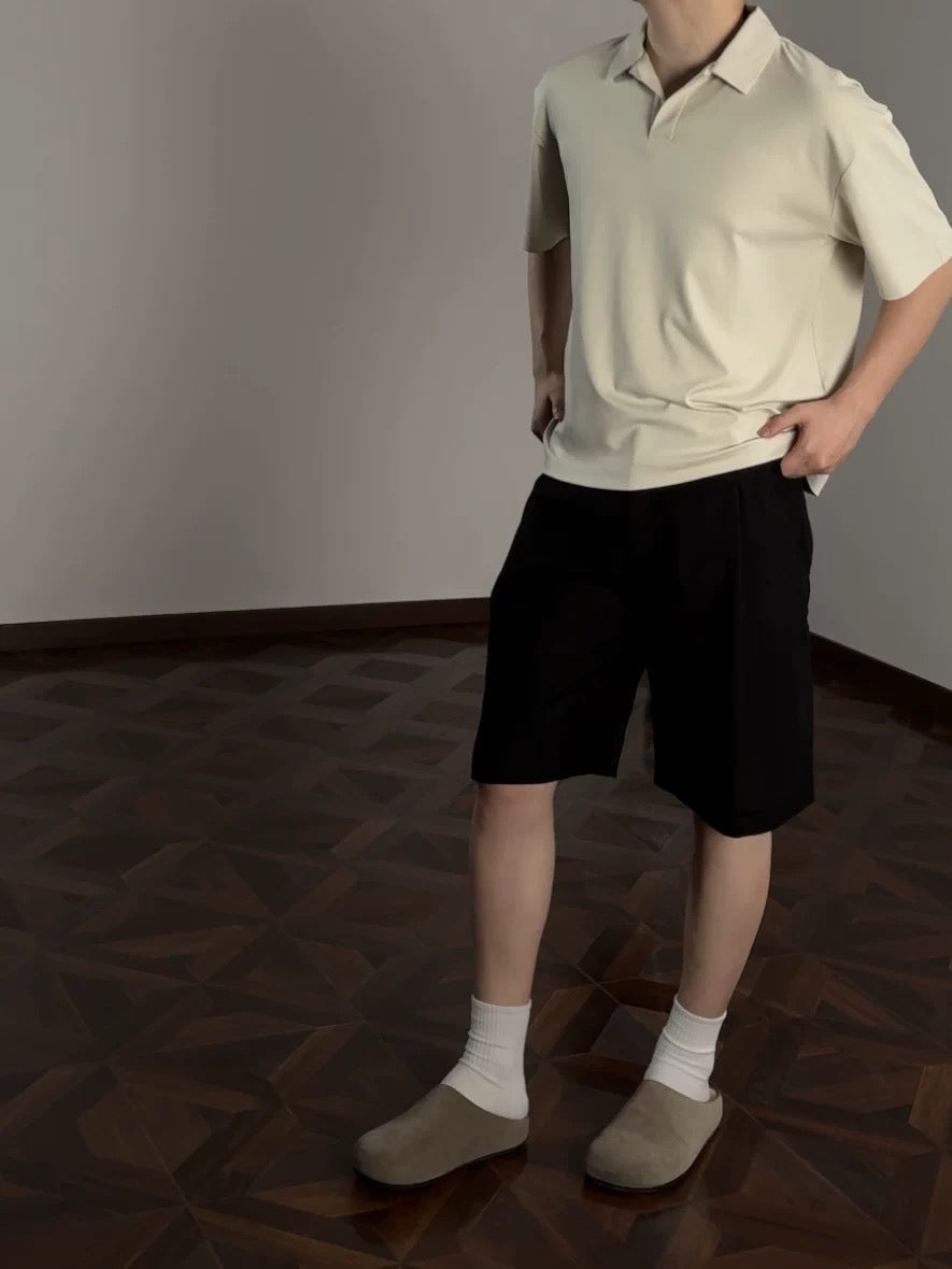 Linen pleat shorts front view | ZIRR