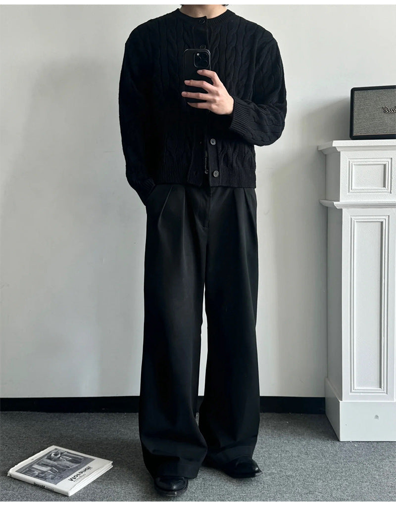 Pleated wide leg trouser front pleat detail | ZIRR