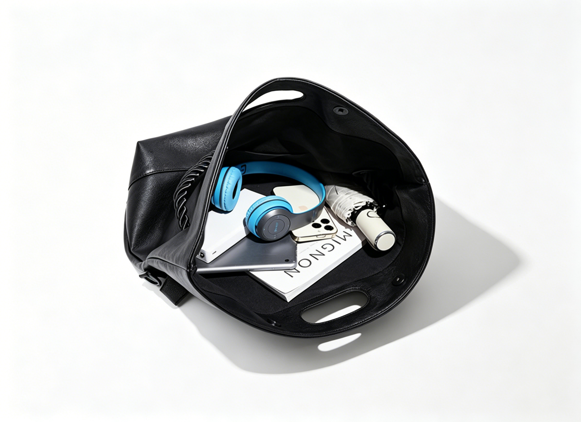 Fold flap rope handle bag side view | ZIRR